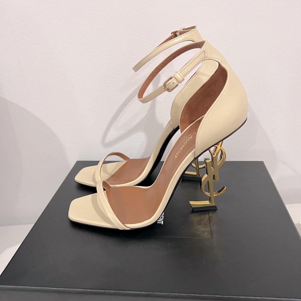 Saint Laurent Shoes size 7 ! Like new with box !